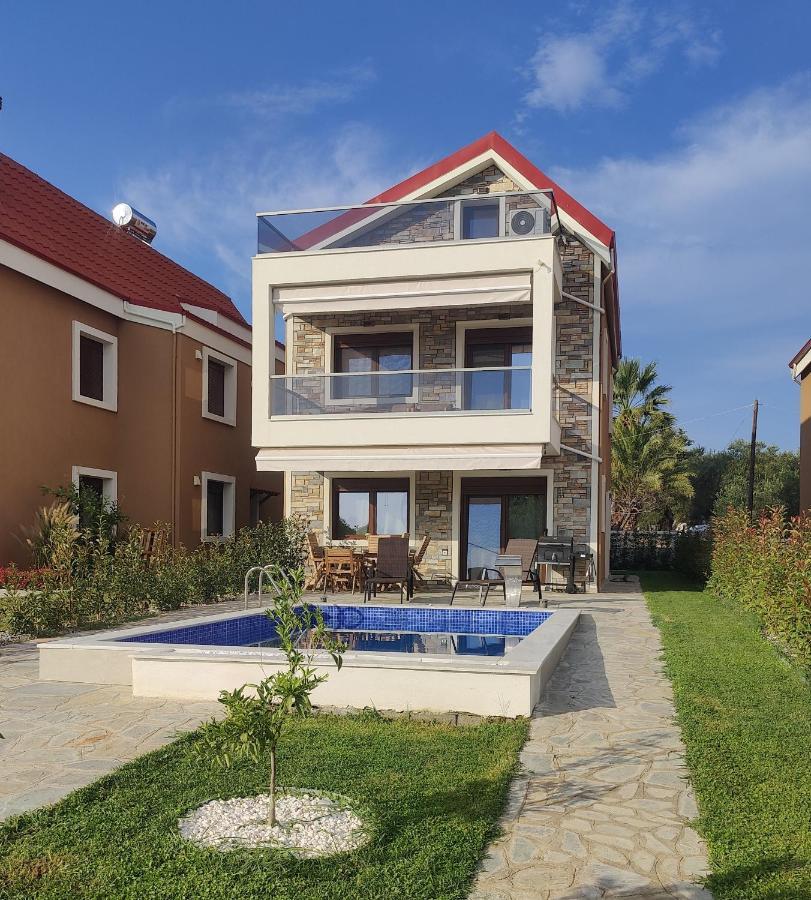 Villa Cassiopeia Nikíti Kültér fotó